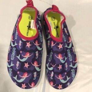 NWOT HIITAVE Mermaid Girls Water Beach Pool Shoes 2/3